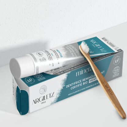 DUO dentifrice REMINÉRALISANT CERTIFIÉ BIO* menthe + brosse à dents en bambou
